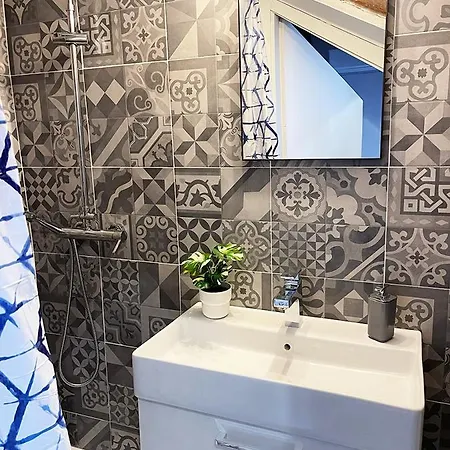 Italian Maison - Studio In The Heart Of *