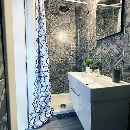 Italian Maison - Studio In The Heart Of *